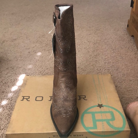 They just weren’t me! But they’re really cute. - Picture 2 of 3